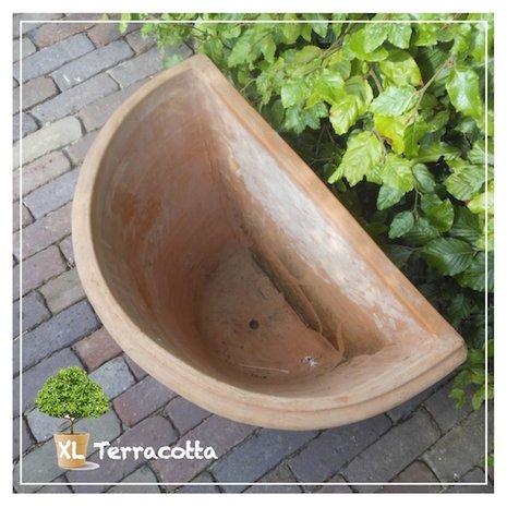 1/2 ronde terracotta muur pot