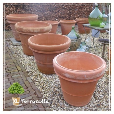 grote terracotta potten