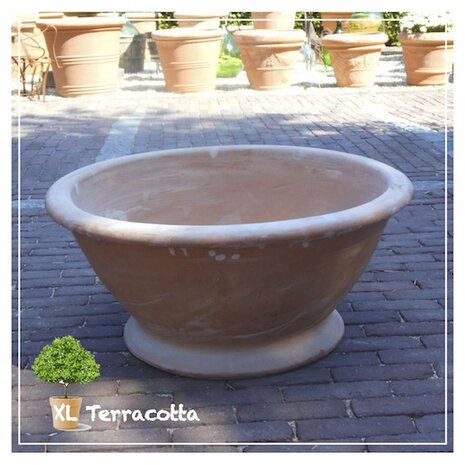 terracotta schaal op voet 74 cm,