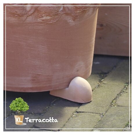 terracotta-potsteuntjes-bolvorm